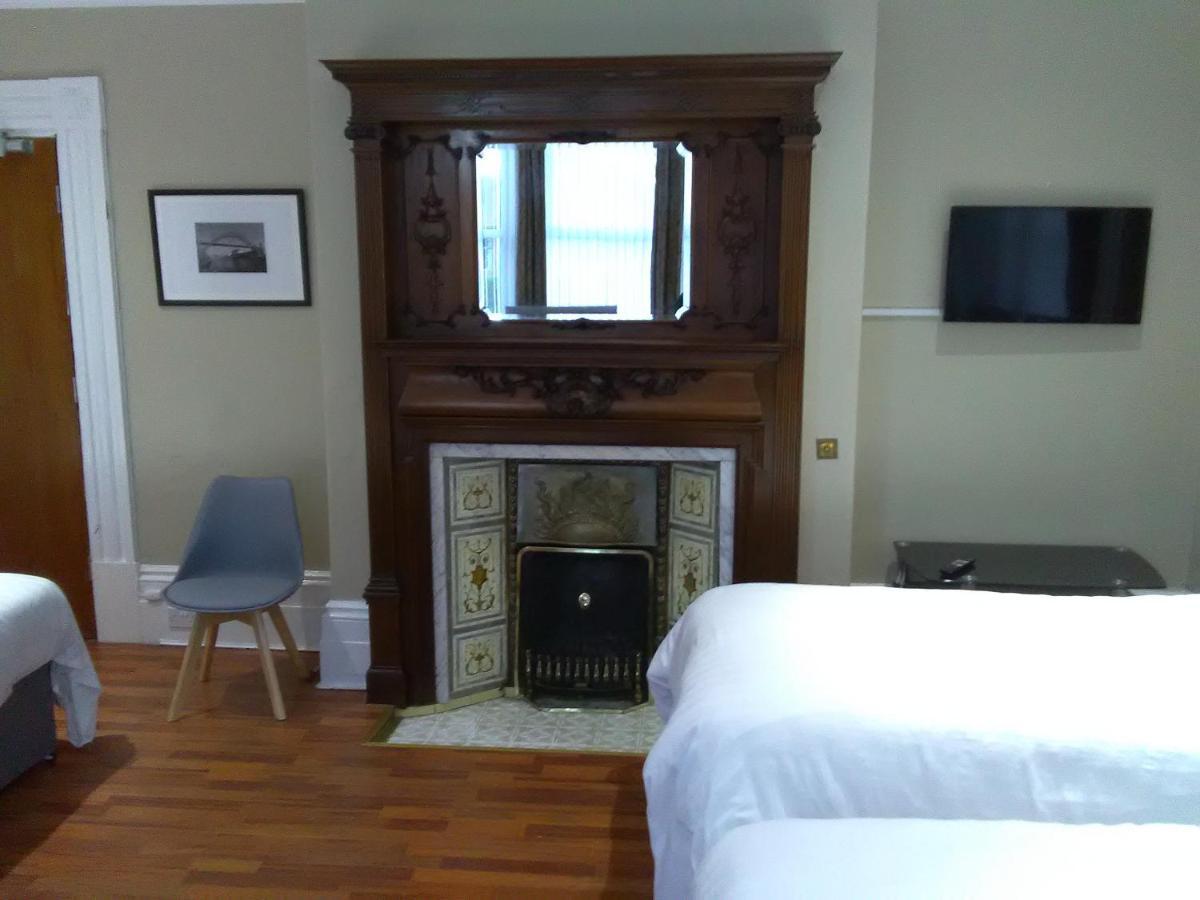 Clifton Hotel Newcastle Esterno foto